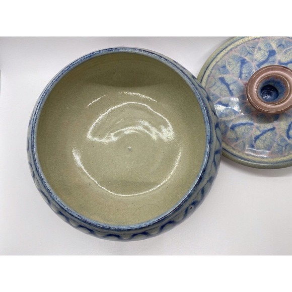 Studio Art Pottery Red Clay Serving Dish w/Lid Pink/blue Ombre Artist signed Lee - Picture 9 of 11